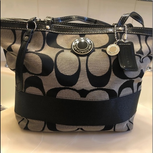 Coach Handbags - Coach bag